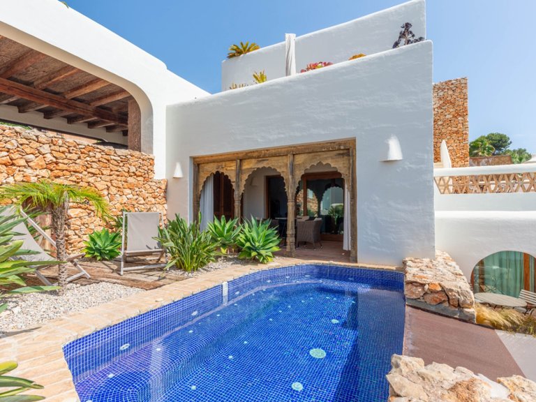 Villa for Sale in Costa Blanca Moraira, Alicante 24