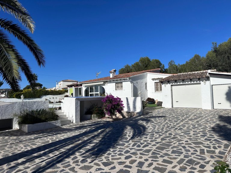 Villa for Sale in Costa Blanca Moraira, Alicante 14