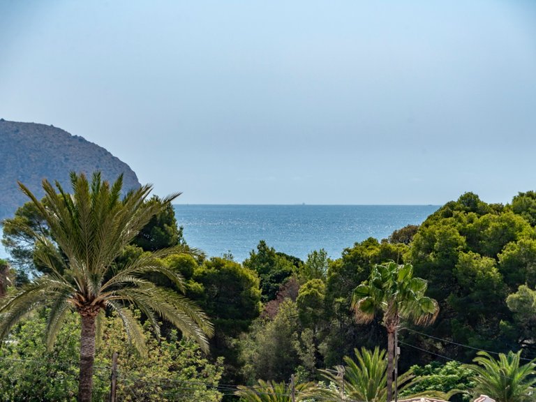 Apartment for Sale in Costa Blanca Moraira, Alicante 1