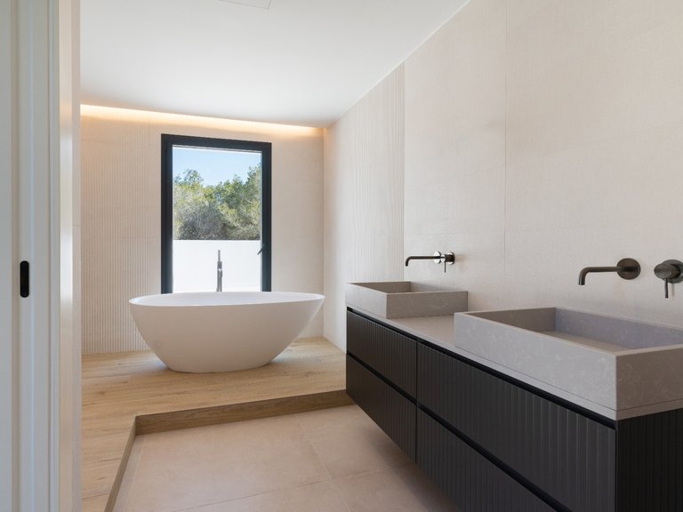 Villa for Sale in Costa Blanca Moraira, Alicante 33