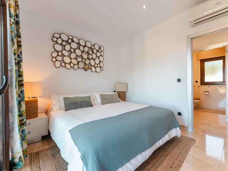 Villa for Sale in Costa Blanca Moraira, Alicante 40