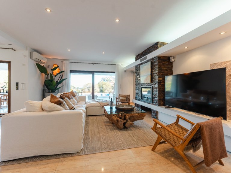 Villa for Sale in Costa Blanca Moraira, Alicante 12