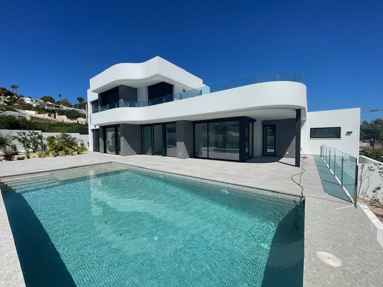 Villa for Sale in Costa Blanca Moraira, Alicante 1