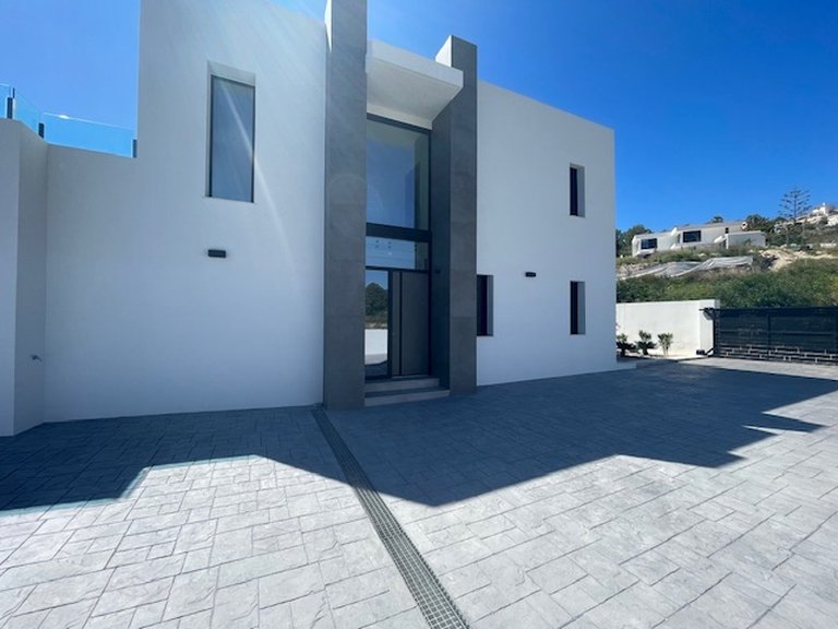 Villa for Sale in Costa Blanca Moraira, Alicante 15