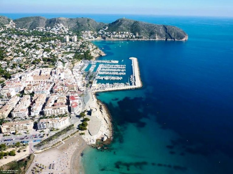 Villa for Sale in Costa Blanca Moraira, Alicante 11