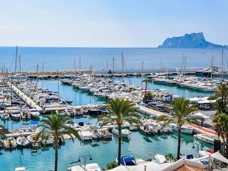 Villa for Sale in Costa Blanca Moraira, Alicante 13
