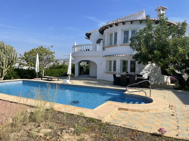 Villa for Sale in Costa Blanca Moraira, Alicante 1