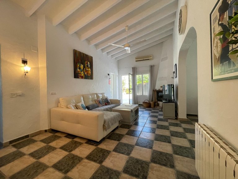 Villa for Sale in Costa Blanca Moraira, Alicante 4
