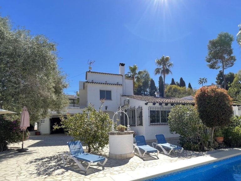 Villa for Sale in Costa Blanca Moraira, Alicante 11