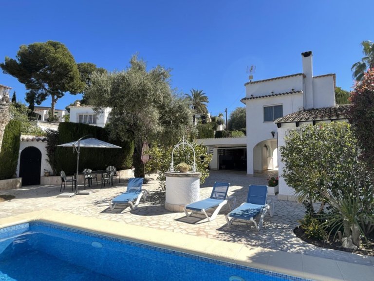 Villa for Sale in Costa Blanca Moraira, Alicante 1