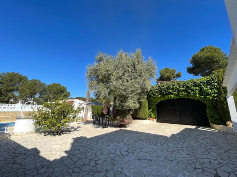 Villa for Sale in Costa Blanca Moraira, Alicante 24