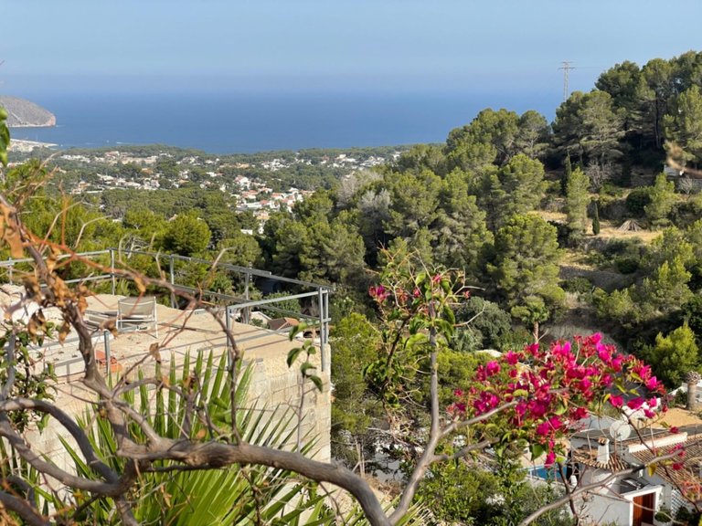 Plot for Sale in Costa Blanca Moraira, Alicante 2