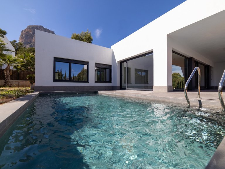 Villa for Sale in Costa Blanca Polop, Alicante 2