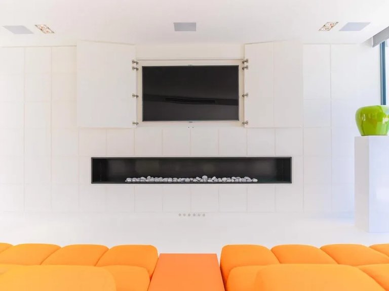 Villa for Sale in Costa Blanca Moraira, Alicante 11