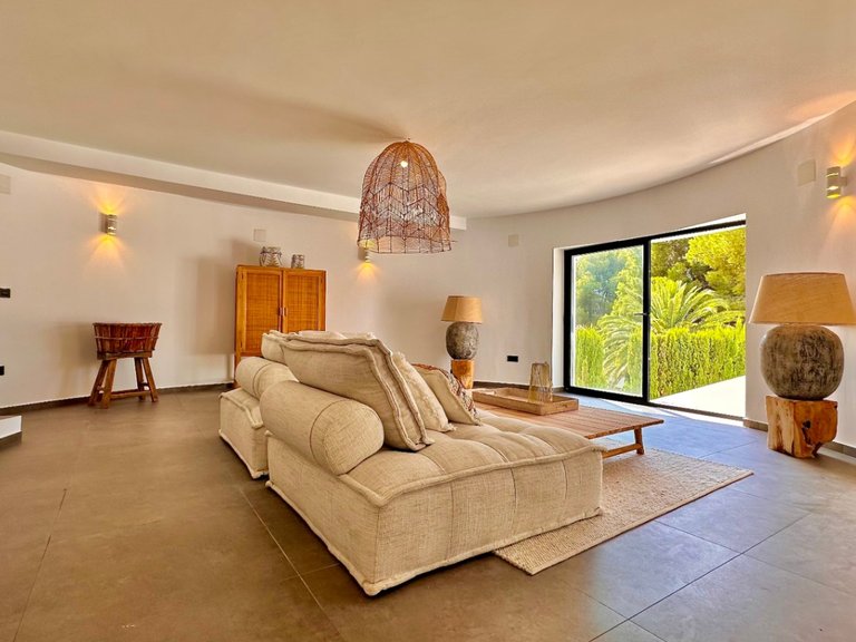 Villa for Sale in Costa Blanca Moraira, Alicante 21