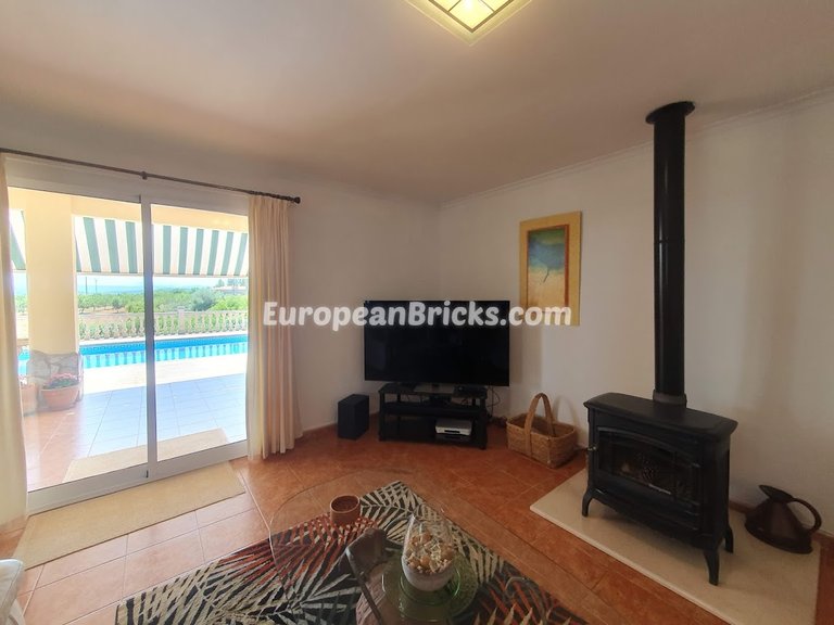 Villa for Sale in Inland, Chella, Valencia 7