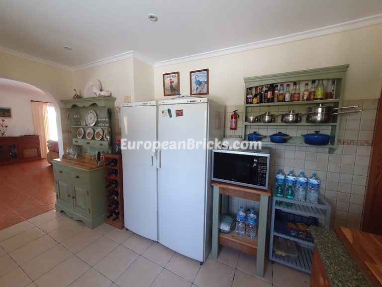 Villa for Sale in Inland, Chella, Valencia 16