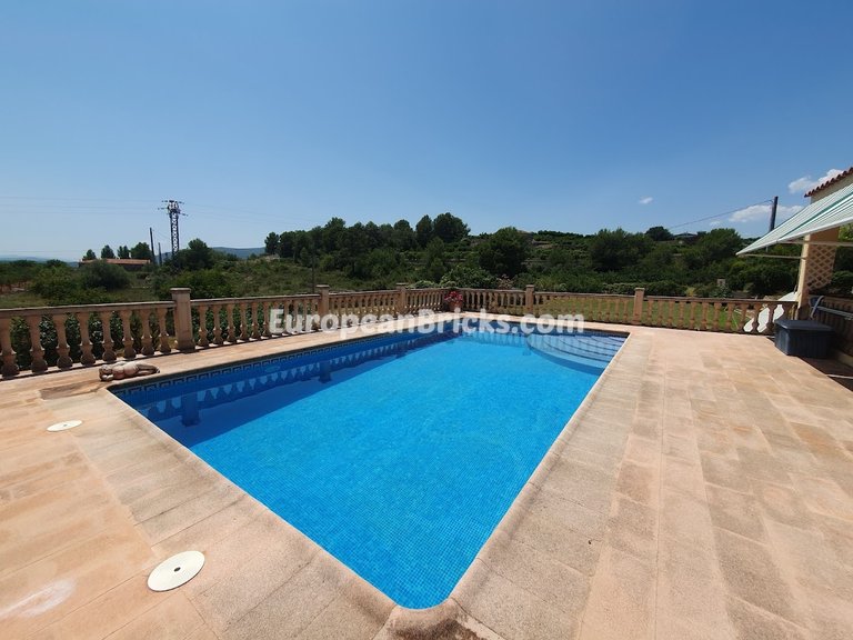 Villa for Sale in Inland, Chella, Valencia 44