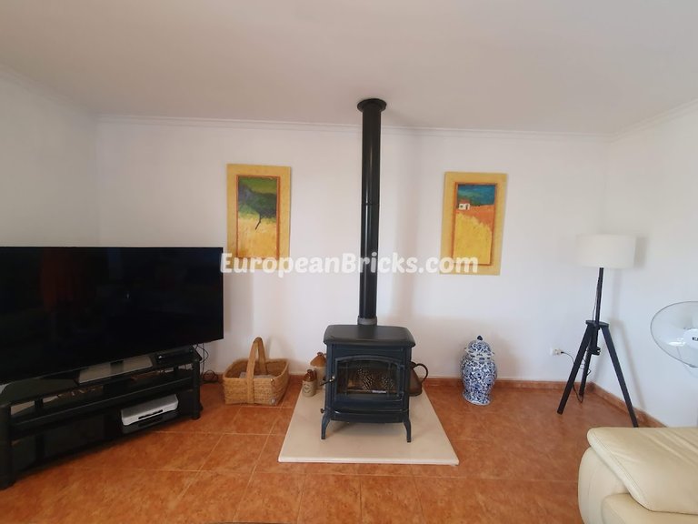 Villa for Sale in Inland, Chella, Valencia 6