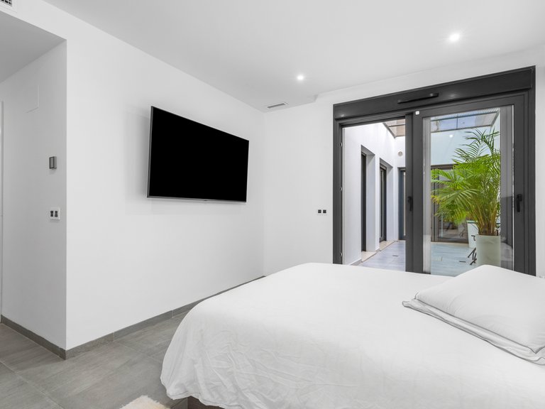 Villa for Sale in Inland San Miguel De Salinas, Alicante 16