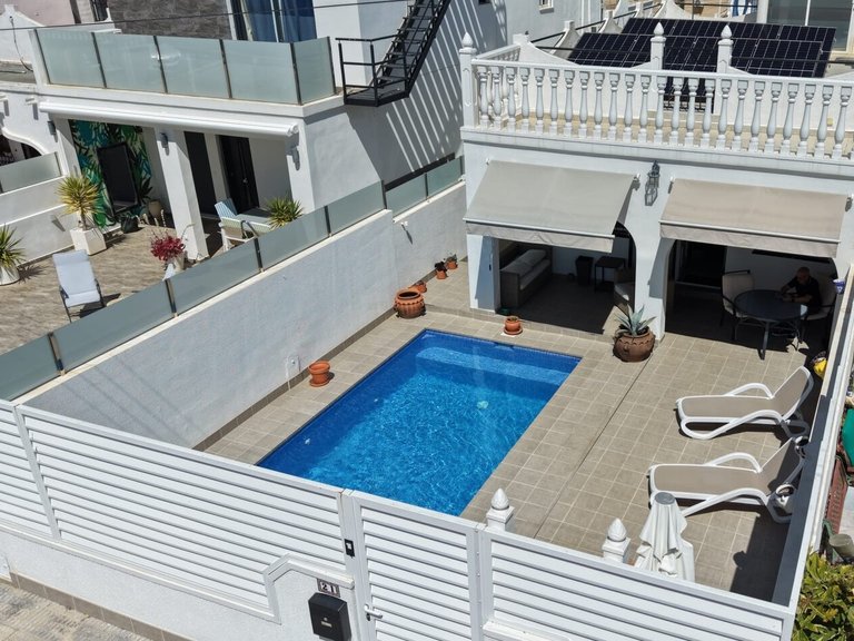 Town House for Sale in Villamartin, Alicante 2