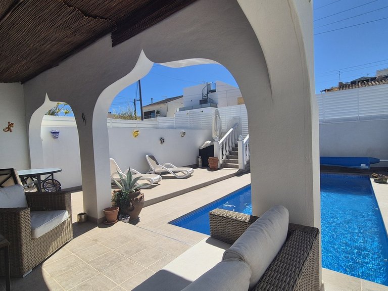 Town House for Sale in Villamartin, Alicante 7