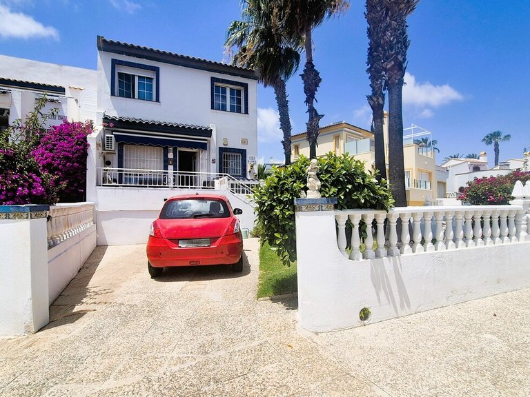 Town House for Sale in Inland Los Dolses, Alicante 1