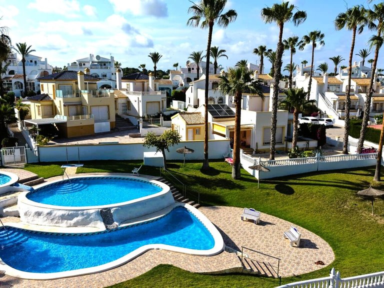 Town House for Sale in Inland Los Dolses, Alicante 2