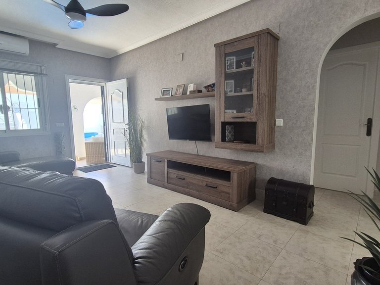 Town House for Sale in San Miguel De Salinas, Alicante 10