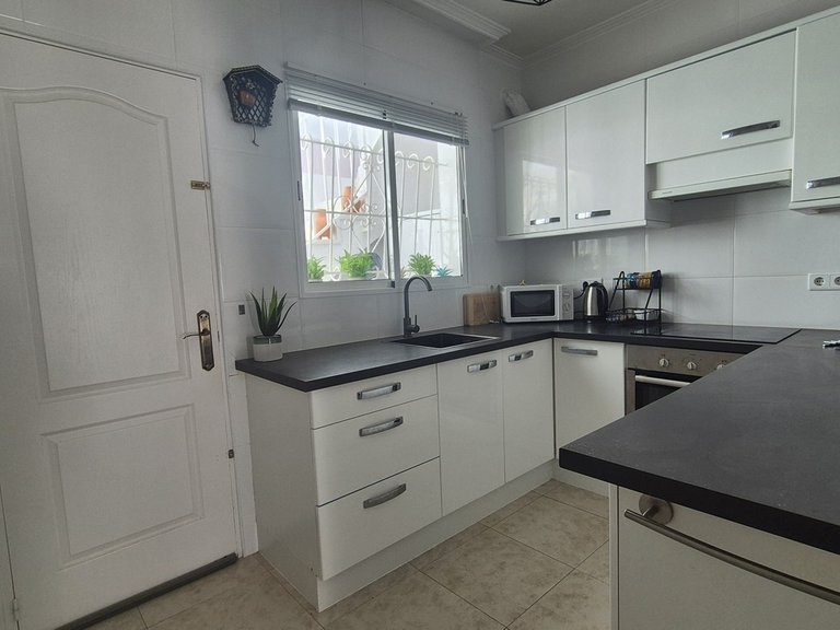 Town House for Sale in San Miguel De Salinas, Alicante 11