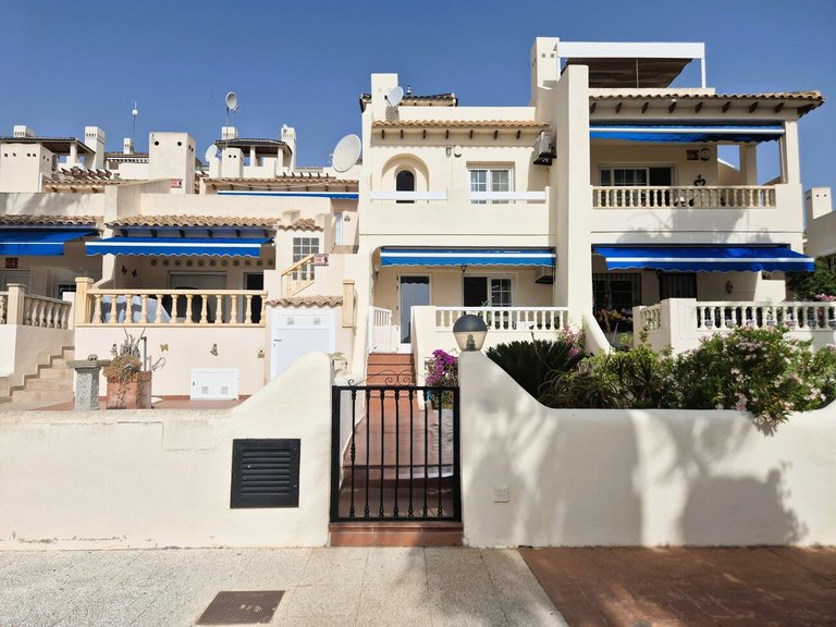 Town House for Sale in Las Ramblas Golf, Alicante 1