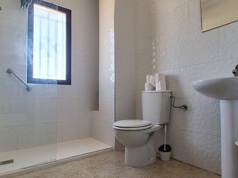 Villa for Sale in Blue Lagoon, Alicante 17
