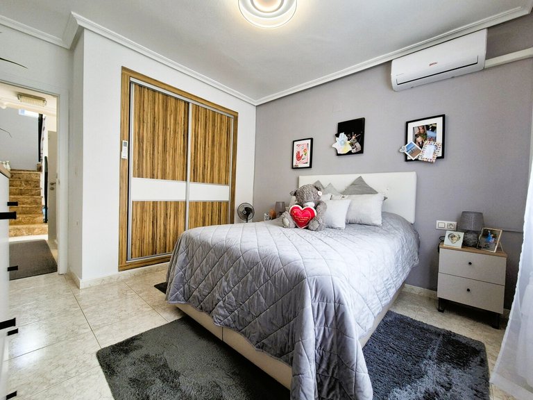Villa for Sale in Costa Blanca Villamartin, Alicante 11