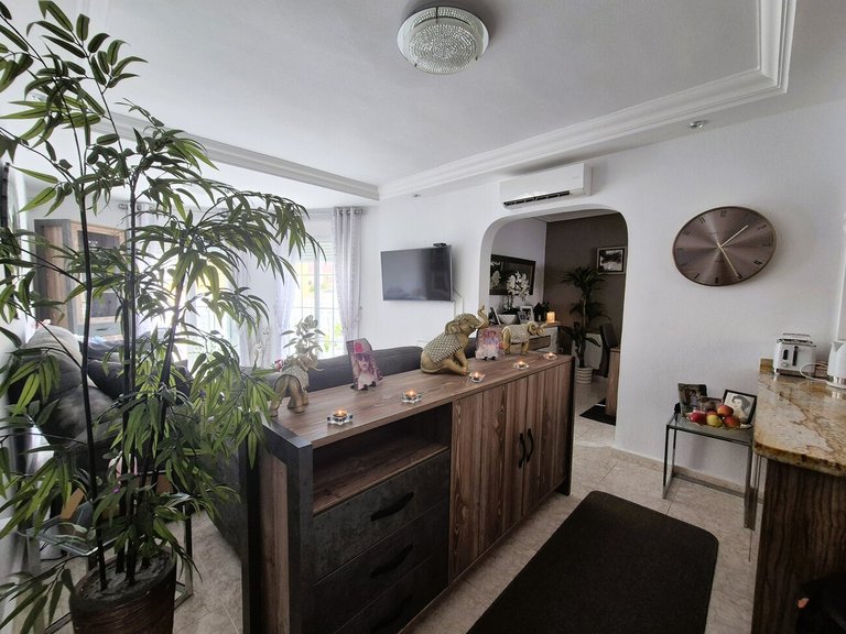 Villa for Sale in Costa Blanca Villamartin, Alicante 19