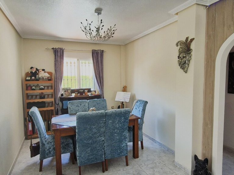 Villa for Sale in Villamartin, Alicante 14