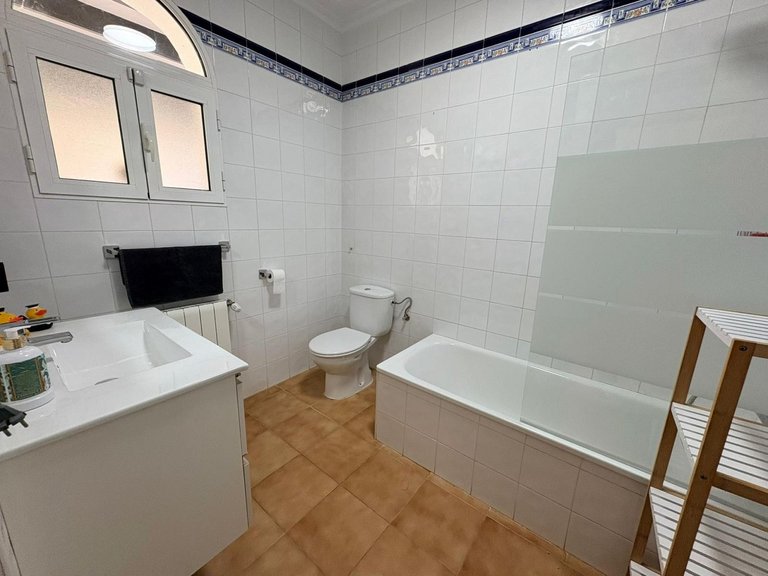 Villa for Sale in Monovar, Alicante 24