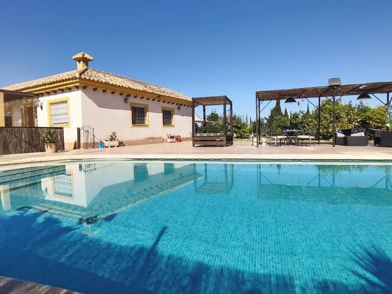 Villa for Sale in Inland Avileses, Murcia 1