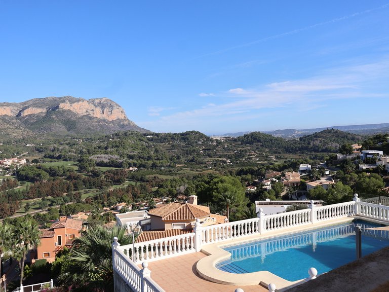 Villa for Sale in  La Sella Golf, Alicante 1