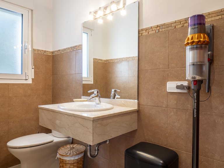 Villa for Sale in Piver Javea, Alicante 27