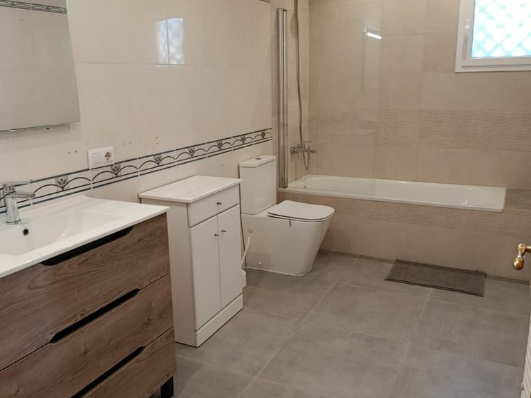Villa for Sale in Inland, Chella, Valencia 35