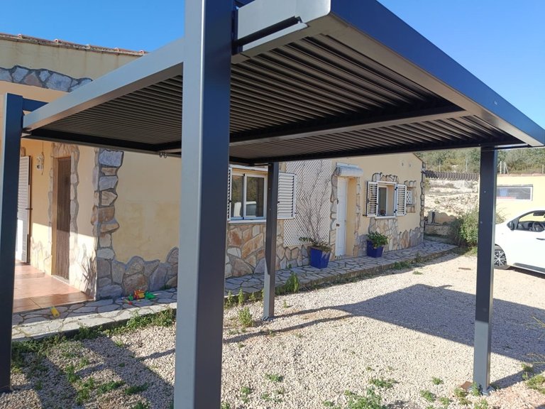 Villa for Sale in Inland, Chella, Valencia 45