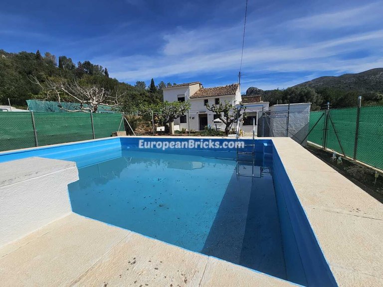 Country House for Sale in Inland, Xativa, Valencia 2