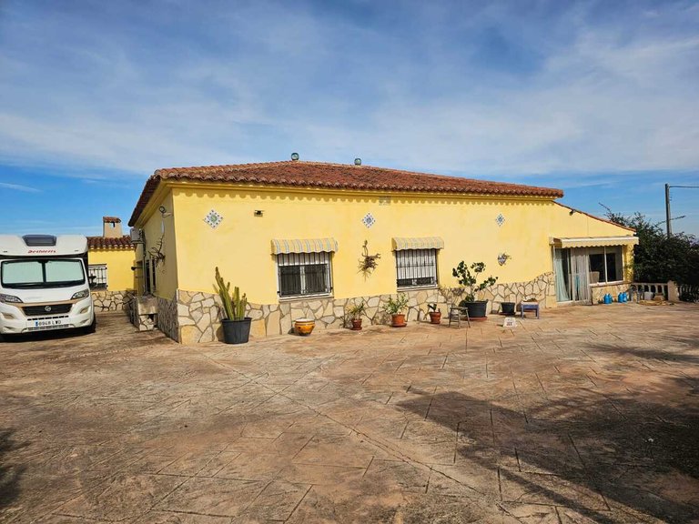 Country House for Sale in L'Olleria, Xativa, Valencia 4