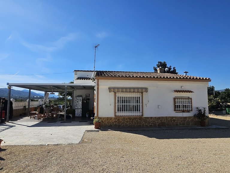 Country House for Sale in Inland, Canals, Valencia 2