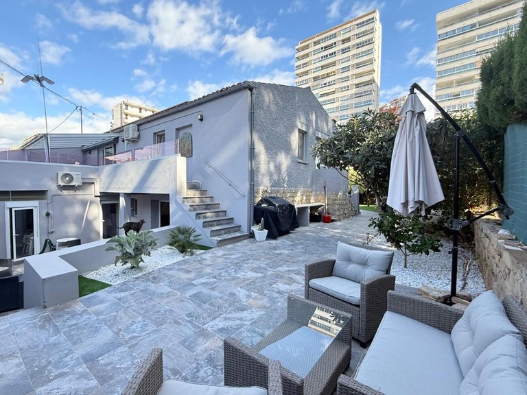 Villa for Sale in Costa Blanca, Benidorm, Alicante 3