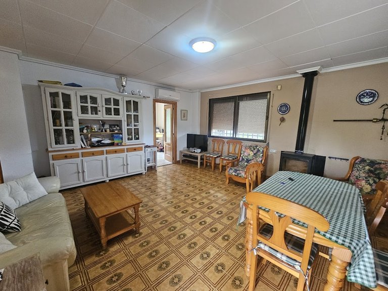 Country House for Sale in L'Alcudia de Crespins, Canals, Valencia 10