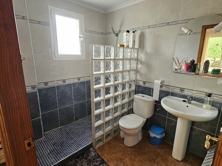Country House for Sale in Inland, Chella, Valencia 19