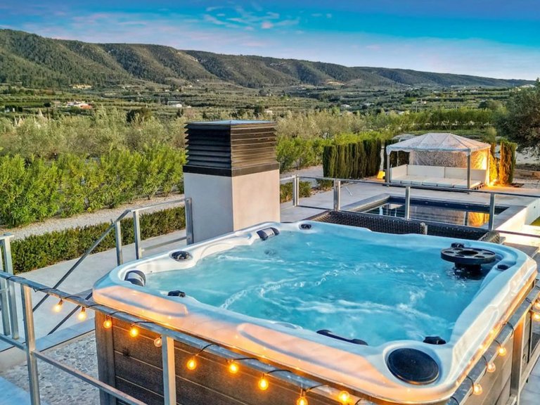 Country House for Sale in Inland, Enguera, Valencia 8