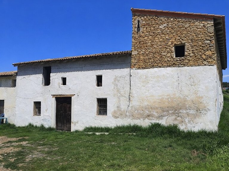 Country House for Sale in Pla de Corrals, Xativa, Valencia 1