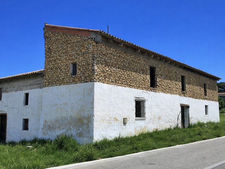 Country House for Sale in Pla de Corrals, Xativa, Valencia 2